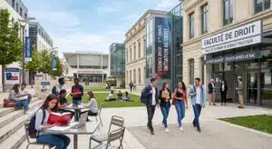 Études de droit après le bac